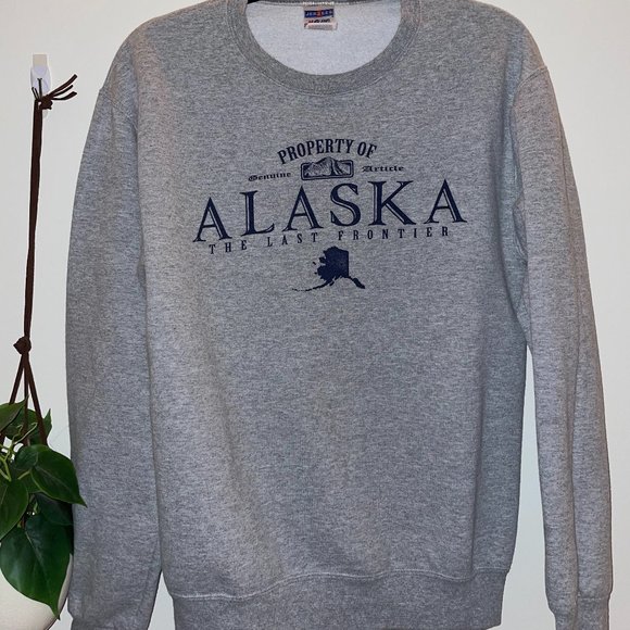 Grey Alaska Crewneck - Picture 1 of 2